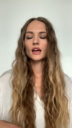 Madison Riley Instagram - What is honey and what is shit #🦋 #bee #flower #wisdom #fly