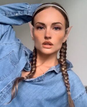 Madison Riley Instagram - You can’t walk through doors by holding onto walls.