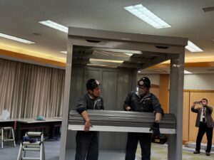 Madoka Umemoto Instagram - だいぶ前のことですが、、、
デイトナさんが行っているイナバ物置勉強会にお邪魔させて頂きました🤓
webオートバイさんにレポートがUPされているのでまだ見ていない方は是非見てね👀❤️✨

#デイトナ　#イナバ物置　#100人　#乗っても　#大丈夫　#バイク　#バイクガレージ　#憧れ　#夢　#勉強会　#愛知県　#工場　#レポート　#見てね　#梅本まどか