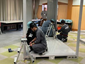 Madoka Umemoto Instagram - だいぶ前のことですが、、、
デイトナさんが行っているイナバ物置勉強会にお邪魔させて頂きました🤓
webオートバイさんにレポートがUPされているのでまだ見ていない方は是非見てね👀❤️✨

#デイトナ　#イナバ物置　#100人　#乗っても　#大丈夫　#バイク　#バイクガレージ　#憧れ　#夢　#勉強会　#愛知県　#工場　#レポート　#見てね　#梅本まどか