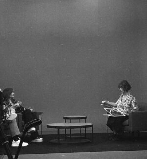 Mafalda Veiga Instagram - 🌿🪐🌿💜 foi hoje, o ACASO e a vida, no programa Autores da @tvioficial e @spautores a convite da @mafalda_v e do Carlos Mendes. Passa só depois do verão passar, mas avisarei, :) abraço