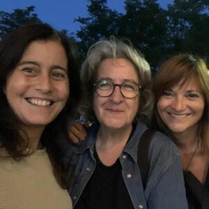 Mafalda Veiga Instagram - Minha querida querida Maria, vais fazer-nos tanta falta. Obrigada pelo privilégio da tua alegria, do teu génio, da gentileza tão pura e genuína do teu coração. Não imagino o mundo sem a certeza de ti mas voa alto, como o anjo que sempre foste, com a certeza do amor de tantos que te amam tanto e que nunca mas nunca irão largar a tua mão. 

Com a Filipa Leal e com o Pedro Rapoula em dias como os de sempre contigo: felizes. ❤️

@mariaquintans