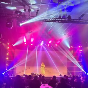 Magalie Vaé Instagram - 🎶❤️😘