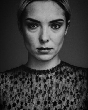 Magdalena Koleśnik Instagram - @weronika_lawniczak 
@zwierciadlo_miesiecznik 
@gosiabaczynska_official  Make up @kopabadunkadunk