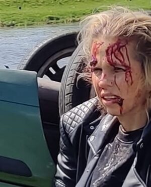 Magdalena Margulewicz Instagram - Kochani moi. Jestem poruszona tym ,co dzieje się dzisiaj na forum ,po ostatnim odcinku 14 sezonu SWK . Ilość wiadomości od Was, komentarzy i emocji jakich Wam dostarczył ten sezon, sprawia ze czuje się w obowiazku utulić Was wszystkich. Żaden serial nie ma takich fanów. Żaden. Jesteście absolutnie wyjątkowi. Z całego serca Dziękuje Wam za spędzenie czasu z nami. Za każde dobre słowo i moc jaka płynie od Was w naszą stronę.  Pamiętajcie ze milosc to potężna siła :) bywa różnie ale przecież doskonale wiecie ze my tak naprawdę to bardzo się kochamy 😉na dowód kilka zdjęć . Kiepskie może bo zawsze jesteśmy zajęci czymś innym niż robieniem sobie zdjęć,ale czasami mamy taki przebłysk 😂To trudny zawód ale spotyka się wyjątkowych ludzi. I dla tych spotkań warto …Michał Dziekuje Ci za wszystko. Ty wiesz……..Ps. I tak tego nie przeczyta bo nie ma instagrama stary ramol.😉😂 ps2. Całuje Was mocno , Dziekuje!!!!Wasza Górska❤️# @wydzialkryminalny # @sprawiedliwi_najlepsi_fani # @wydzialkryminalny # @wydzialkryminalny.fanpage # @gorska_i_jawor # @dagaxjawor # @tv4czworkaofficial