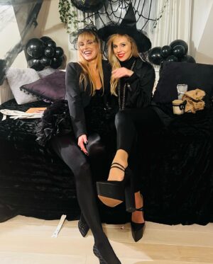 Magdalena Margulewicz Instagram - Cukierek albo psikus!!!!😉💜#halloween #2023
