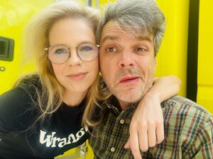Magdalena Margulewicz Instagram - Na dole róże na górze fiołki…..# @wydzialkryminalny # @wydziakryminalny_fanpage # @tv4czworkaofficial