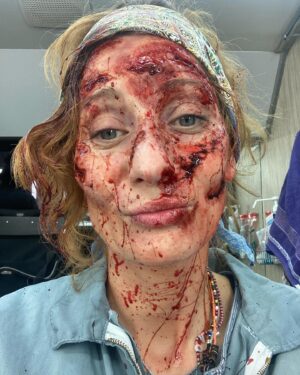 Magdalena Popławska Instagram - Dziś ostatni odcinek.  Kto mnie w końcu zabił?  Piotr, który grał Maćka, czy Maciek, który grał Piotra ale udawał Pawła🤷‍♀️😅

#szadź #player #tvn