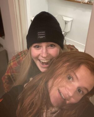 Maggie Elizabeth Jones Instagram - One day at a time.
#photodump