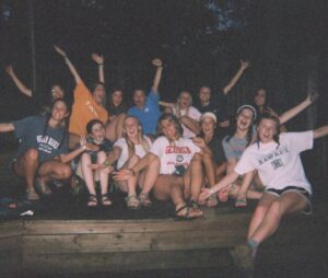 Maggie Elizabeth Jones Instagram - Hey, my name’s Maggie and I lived in the woods for a week with my best friends.
