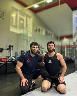 Magomed Ankalaev Instagram - ☝🏼Тяжелая работа окупается 🦾