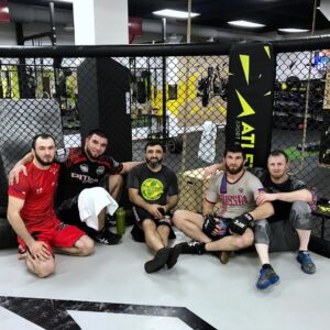 Magomed Ankalaev Instagram - Мечта никогда не заканчивается,так что работа идёт с лучшими своём деле @sukhrab_magomedov @magomedov_magomed_gorets #спорт#юфс#дагестан#gorets#ахмат#чечня#ankalaev#ufc#