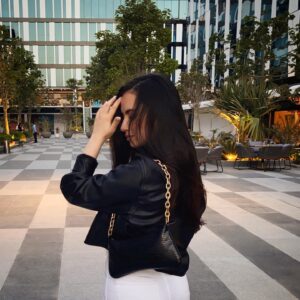 Maha Ammar Instagram - Some deserve good vibes, others deserve good byes.