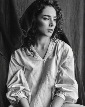 Mahdokht Molaei Instagram - 👸
@rahamhd 💓

#actor #actress #cinema #film #filmproduction #actresshot #mahdokht_molaei