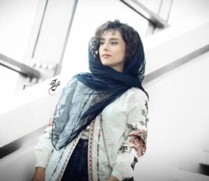 Mahdokht Molaei Instagram - 📸@nafasazaar

#actor #actress #cinema #film #filmproduction #actresshot #mahdokht_molaei#theater #theaterlife