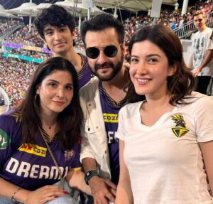 Maheep Kapoor Instagram - What a match 💜 what a night to remember 💜 #KKRCHAMPIONS2024 🏆 💜💜💜