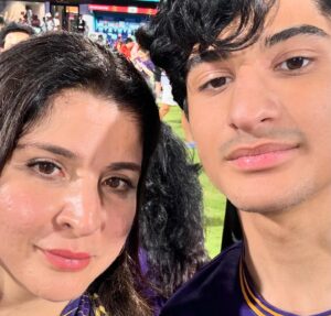 Maheep Kapoor Instagram - What a match 💜 what a night to remember 💜 #KKRCHAMPIONS2024 🏆 💜💜💜