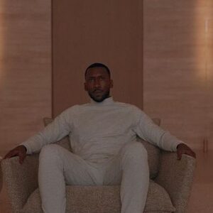Mahershala Ali Instagram - Swan Song 12/17 🤎 @appletvplus