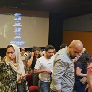 Mahir Hasan Instagram - گەرموگوڕی بینەران لە کاتژمێر 8:00😍