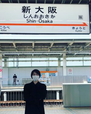 Mahiro Takasugi Instagram - ご無沙汰してます。高杉です。時が経つのは早いものでいつのまにか6月です。元気ですかぁぁ！私は元気にしております。
本日発表になりました。
2022年度後期 連続テレビ小説 『舞いあがれ！』刈谷博文役で出演致します！
是非放送をお待ちください！