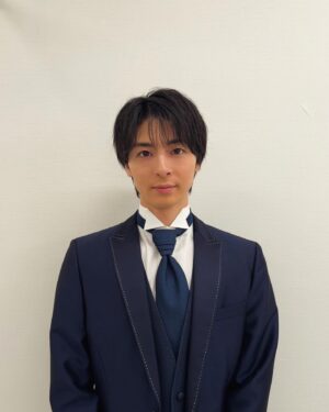 Mahiro Takasugi Instagram - 本日2月22日22時から『LIFE！冬2』放送です🐈
皆さんとコントをすることが出来て、あまりにも光栄でした🙇‍♂️
よろしくです！