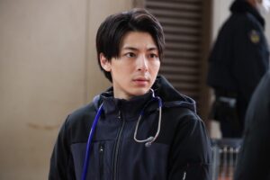 Mahiro Takasugi Instagram - 皆さまこんばんは！
本日、21時より『PICU 小児集中治療室』最終回です。さまざまな出来事と共に進んでいくPICUをどうか見守りください。
素敵な作品に出会えたことに感謝しています。よろしくお願い致します。

#picu