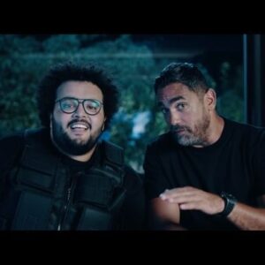 Mahmoud Alsisi Instagram - رشاد انبهر بتلفزيون Neo QLED 8K وصورته اللي ملهاش حل وصوته الخيالي. أنت كمان تقدر تستمتع بأفضل تجربة مشاهدة ولعب مع تلفزيون Neo QLED 8K لو مفوتش عروضنا الرائعة في الصيف ده على تلفزيونات سامسونج الجديدة.
مع تلفزيونات سامسونج، هتشوف اللي عمرك ما شوفته.
 

Neo QLED 8K wowed Rashad with its combination of stunning picture quality and epic sound. Don’t miss out on our amazing summer offers on our latest TVs and enjoy the best watching and gaming experiences.
With Samsung TVs, you will see what you have never seen before.