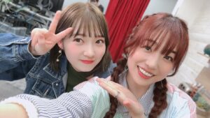 Maho Tomita Instagram - ---------♡

#まほチャンネル ご視聴ありがとうございました！
ゲストに #山岸理子 ちゃん @riko_yamagishi.official をお迎えしてお届けしました💓💓💓

舞台『ブラックジャック』で、りこの虜になってしまった私。
どうしても会いたかった.......💓
なので完全に至福の時間を過ごさせていただきました！笑
幸せだった〜♡可愛いを浴びた〜♡
鮭のカマが好きだったのは意外だった〜。笑

りこには是非また遊びにきてもらいたいっ.....！
またのお越しをお待ちしております🐥🐥🐥

私の声が通常とは違う、ハスキーでのお届けとなり、
かなりレアな配信になってしまいましたが
こんな日もある.....！と、楽しんでもらえてたら幸いです🙇🏻‍♀️