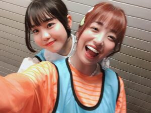 Maho Tomita Instagram - ———♡
#シアターゲームリーグガールズ
ありがとうございましたーーーーー！！！！！

チーム🐯猛虎虎虎🐅✨見事勝利〜〜〜🏆✨
わーい🙌🏻

ななんと、昼夜とも勝利しました！

楽しくゲームをして、勝って焼肉🥩まで✨
幸せです♡

はじめましてのかたもいらしたので、会場に向かう道中は
ドキドキしておりましたが、
皆様とても優しく可愛く素敵だったので良かった〜💓
そして何より会場に足を運んで参加してくれた皆様があたたかかった！

応援してくれた皆様、参加して盛り上げてくれた皆様、
あたたかく見守ってくれた皆様、ほんっとうにありがとうございました！！！

一緒に楽しい時間を過ごせて幸せでした🐥✨

#シアターゲームリーグ

実は、昼夜間にひなちゃんと浅草散策してました✨
ひなたが教えてくれたメロンパン (@asakusa.kagetsudo )
まじで美味しくて感動！

あと壽々喜園( @suzukien.asakusa )の世界一濃い"抹茶ジェラート"
さいっこうに美味しかったです！濃っっっっ厚でした！

#花月堂ジャンボメロンパン #壽々喜園の世界一濃い抹茶アイス #壽々喜園浅草本店 #壽々喜園