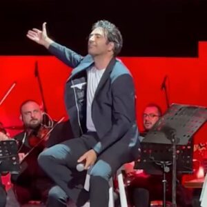 Mahsun Kırmızıgül Instagram - Teşekkürler Cahide Alaçatı!
Sezon boyunca muhteşem atmosferde bizleri sizinle buluşturan, organizasyonlarda emeği geçen herkese kendim ve ekibim adına teşekkür ederim…