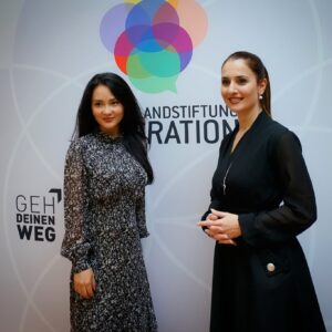 Mai Duong Kieu Instagram - Mit Gonca Türkeli-Dehnert, Geschäftsführerin der @deutschlandstiftung
