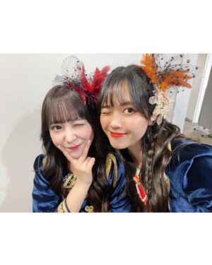 Mai Takeuchi Instagram - …

2023.11.3 ひらまつり🪞🎀

6億年ぶりくらいにアイドルになりました🪄
尊敬する先輩、平松可奈子さんから声がかかり
トキメイテしまったので出演を決めました✊

今はideal pecoのパフォーマンスディレクターとして
アイドルを支えるお仕事をさせていただいているので
ずいぶんステージに立つ機会は減ってしまったけど
やっぱりステージに立つ事は大大大好き🫰🏻♡

だからこそ、舞ができる事ってきっとあるはず！

裏方だから表に出ちゃいけないとか無いと思うので
今回はとびっきり楽しんでステージに立ちました🩷💚

アイペコのレッド担当、近石日奈ちゃんが来てくれたり
アイペコファンの方が来てくださったり
愛してやまない、たけうちーむ♡が来てくれたり

ちょーーー幸せな1日だったナ‼️
(次の日の身体へのダメージ凄かったけど)

こんなにも幸せな時間を作ってくれた
可奈子さんに大感謝祭🎀

あいどるってさいこう〜
