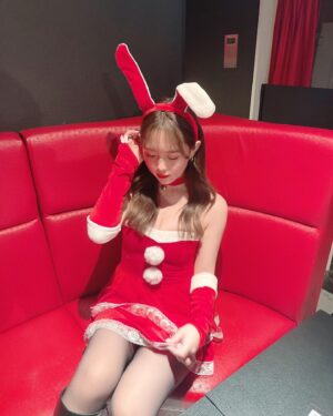 Mai Takeuchi Instagram - ...
クリスマスの余韻🎄

.
.
.
.
.
#instagood #instafashion #selfie #tbt #f4f #swag #fashion #fashionista #gravure #linogravure #被写体 #撮影 #東京 #tokyo #Japan #party #自拍 #japanesegirl #anime #cosplay
#animesong#petstagram #dogstagram #doglover #instadog #maltipoolove #コスプレ #アニソン #アニメ #グラビア 
@b_b_j.j @bijo_photo @_bijo.gram_