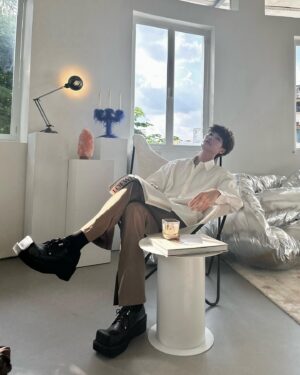 Mai Vũ Luân Instagram - 📖📚📓 @musesmuses.musesmuses 
#maivuluan