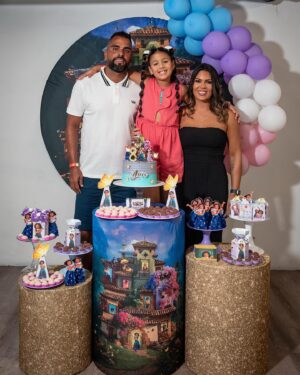 Maicon Souza Instagram - 8 aninhos da nossa caçulinha linda 😍🎉