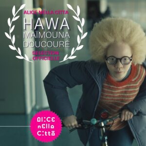 Maïmouna Doucouré Instagram - Mon film HAWA continue à voyager en festivals 🙌
Quelques nouvelles sélections :
@theamericanfrenchff à Los Angeles 
@ciffcalgary au Canada 
Et @alicenellacitta à Rome

@bienoubienprod @amazonstudios @sania.haa @oumou.sang @yseult___ @tomadu 
 
#festivals #films #cinema #director