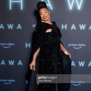 Maïmouna Doucouré Instagram - Une soirée magique, inoubliable ✨✨

Vous étiez près de 3000 personnes à découvrir notre film HAWA en avant-première, dans le plus grand cinéma d’Europe @legrandrex !
Un grand merci à vous public d’avoir répondu présent ! 🙌🙏

@sania.haa  @oumou.sang @thom_astro @yseult @titouan_gerbier et tous les acteurs du films, merci pour votre confiance et votre talent immense ! ❤️

Merci à mes techniciens artistes… Vous avez tout donné ! 😘
J’étais si fière de vous présenter votre travail lors de cette incroyable soirée ! ✨

Merci à l’équipe de production @bienoubienprod , best team ever ! 🔥

Et pour finir, un grand merci à @primevideofr , @tomadu et toute son équipe, de nous avoir offert cette soirée unique et grandiose🙏
Merci de mettre en avant des récits pluriels qui reflètent la France d’aujourd’hui. 💫 

Crédit photo : @sanktyo.raw 

#hawalefilm #hawa #primevideo #legrandrex #avantpremiere #redcarpet #photocall #film