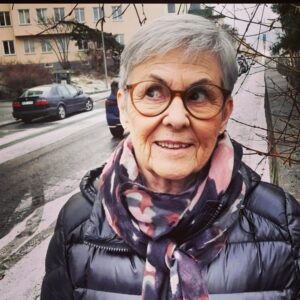 Maja Ivarsson Instagram - My mom is now officially an author. Got a book deal the other week with @lavaforlag. Please follow her on instagram it would make her so happy. @bokrutan_official The book will be released later this year! I’m so proud of you mama! @gustavssonrut