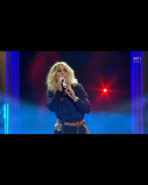 Maja Ivarsson Instagram - ABBA! Vilken kväll, tack alla ni som kollade hemma i tv-soffan och alla ni i publiken. Ovanligt bra drag för en tv produktion. Thank you @beatrizvazquezatelier for the bling!