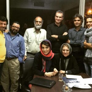 Majid Norouzi Instagram - نمايشنامه خواني تازه ترين اثر شهرام كرمي

نمايشنامه نامه هاي شرجي تازه ترين نمايشنامه شهرام كرمي كه به عنوان ده اثر برگزيده سي و چهارمين جشنواره بين المللي تئاتر فجر معرفي شده است در برنامه جلسات نمايشنامه خواني جشنواره روز پنج شنبه ٢٨ آبان خوانش خواهد شد. اين نمايشنامه كه روايت رابطه پدر و فرزندش از ميان نامه هاي گذشته است كه از زمان جنگ باقي مانده توسط بازيگران گروه تئاتر شايا اجرا خواهد شد.

رويا افشار - كريم اكبري مباركه - سيروس همتي - فرزين محدث - مجيد نوروزي - احمد رشيدي - روژان كرد نژاد در اين نمايشنامه خواني حضور خواهند داشت. 
فردا ساعت ۱۸:۳۰ سالن کنفرانس تاترشهر...ورود برای عموم آزاد است... منتظرتونم رفقا 🙌😘
.
#majidnorouzi #مجید_نوروزی
