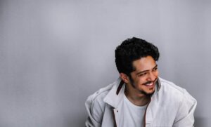 Majid Norouzi Instagram - 😁
بخند...
.
.
.
عکاسباشی: محمدی ترین رها😘
.
.
#مجید_نوروزی 
#majid_norouzi