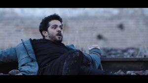 Majid Norouzi Instagram - 🎬
سیاسی نیستیم، ولی دشمن زیاد داریم!
رونمایی از آنونس رسمی #مرد_بازنده 
.
اکران فیلم سینمایی «مرد بازنده» تازه‌ترین ساخته محمدحسین مهدویان، تهیه‌کنندگی امیر بنان و کامران حجازی و سرمایه‌گذاری مجتبی شاهزیدی، از چهارشنبه ۲۵ اسفندماه در سینماهای سراسر کشور آغاز شده است.
.
«مرد بازنده» از پرفروش‌ترین فیلم‌های چهلمین جشنواره فجر بود و پیش بینی می‌شود در اکران نوروزی هم مورد استقبال مخاطبین قرار گیرد.
.
جواد عزتی، رعنا آزادی‌ور، بابک کریمی، آناهیتا درگاهی، مهدی زمین‌ پرداز، مجید نوروزی، امیرحسین هاشمی، امیر دژاکام، سجاد بابایی، منوچهر علی‌پور، شبنم قربانی، ونوس کانلی، ملیکا پازوکی بازیگران این فیلم هستند.
.
پخش از #شایسته_فیلم
ساخت تیزر: کیومرث بیک زند

#مرد_بازنده
@javadezzati
@mohammadhosein.mahdavian
@kamranhejazi
@amir.banan.ir
@theloserman_movie
.
.
#مجید_نوروزی 
#majid_norouzi 
#مرد_بازنده 
#محمدحسین_مهدویان 
#جوادعزتی