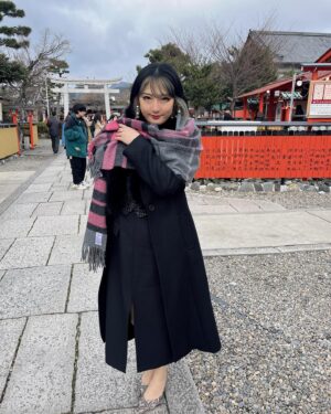 Makoto Instagram - 京都に行ったら今年の目標が定まりました！
嫌いな自分を脱ぎ捨てる、です！
性格はなかなか変えられないと思いますが…！
ほんの少しずつでも、
たとえ素粒子レベルだとしても、
変化してゆきたいです🦋