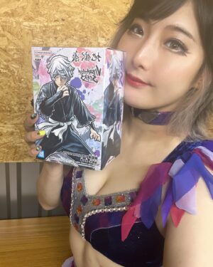Makoto Instagram - みんな、、だいたい若い方へいくんだ、、、！😭以下愚痴
※コメントオフにしてます
・
・
・
私の事を応援してくださってたかたが
最近私が出ないような大会によく行かれてて他の選手の売店での写真をたくさん載せてるのをSNSで見掛けてて、
それはプロレスを楽しんでらっしゃるという素敵なことだと思うのですが
先月16試合あった中
私の試合には1度もきてくれなかったな、、
とふと気づき現実を思い知りました🥺
応援したいと思える魅力がなくなってしまったというのは自分のせいだと思うのですけど、、、
やっぱり悲しいですね…😭
言葉にできない…！
でも人の気持ちはしばれない、
しばれないからこそ価値があるのですよね、、
今はただこの気持ちをばねにして…
今月も15しあい、励みますよ🤯！
いつもお時間作って見に来てくださってるみなさん、本当にありがとうございます！
みなさんのおかげでプロレスラーとして存在できています！！
…それと、基本的には関係者の方しかフォローしてないのです、すみません(;_;)
・私からよくチケットを買ってくださる
・見かけると売店にいつも来て下さる
方のみフォローバックしてます！！
(Twitterのみですが💦)
ザイオンス効果ためしにきてください！！