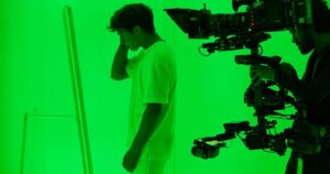 Maksim Chmerkovskiy Instagram - Behind the scenes look at an all-new episode of #SYTYCD 👀

Don’t miss it MONDAY on @foxtv at 9/8c!