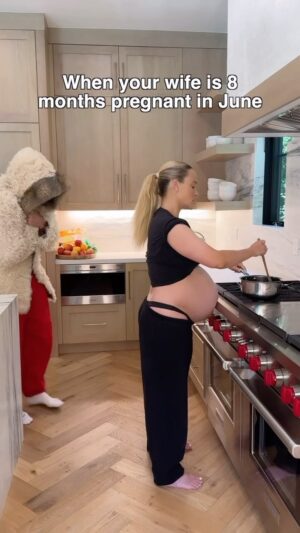 Maksim Chmerkovskiy Instagram - Don’t EVER tell a pregnant woman to turn off the AC 🙅🏼‍♀️
I am a furnace 100% of the day, PLUS the valley has record heat right now so…..sorry not sorry! LOL! 

@maksimc will just have to keep wearing his fur coats.