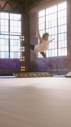 Maksim Chmerkovskiy Instagram - Anthony... no notes 😍 

Tune in to #SYTYCD now on @foxtv for more auditions ✨