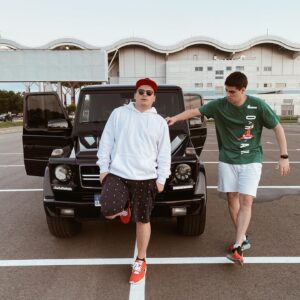 Maksim Starosvitskiy Instagram - Садись - прокачу 🏎