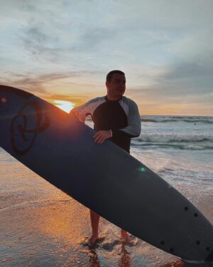 Maksim Starosvitskiy Instagram - ALOHA 🏄🏼‍♂️