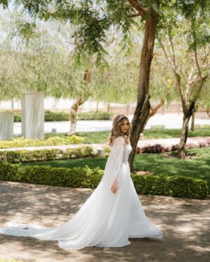 Malak Ahmed Zaher Instagram - A heart can be the most beautiful thing about a person 🤍
So leave footprints of love and kindness wherever you go ✨

My amazing team✨:

Creative / art director @mennakotbb 
Photographer : @kareem.muhamed 
Director&DOP: @ziad.raslan 
Videography: @alynegmm @_thefilmmakers 
Stylist : @mennakotbb 
Designer : @tayacouture 
Jewelry : @iramjewelry_ 
Makeup artist : @makeupbysalmash 
Hair dresser : @alfredandmina @alfredmakram 
Locations : @stregisnewcapital